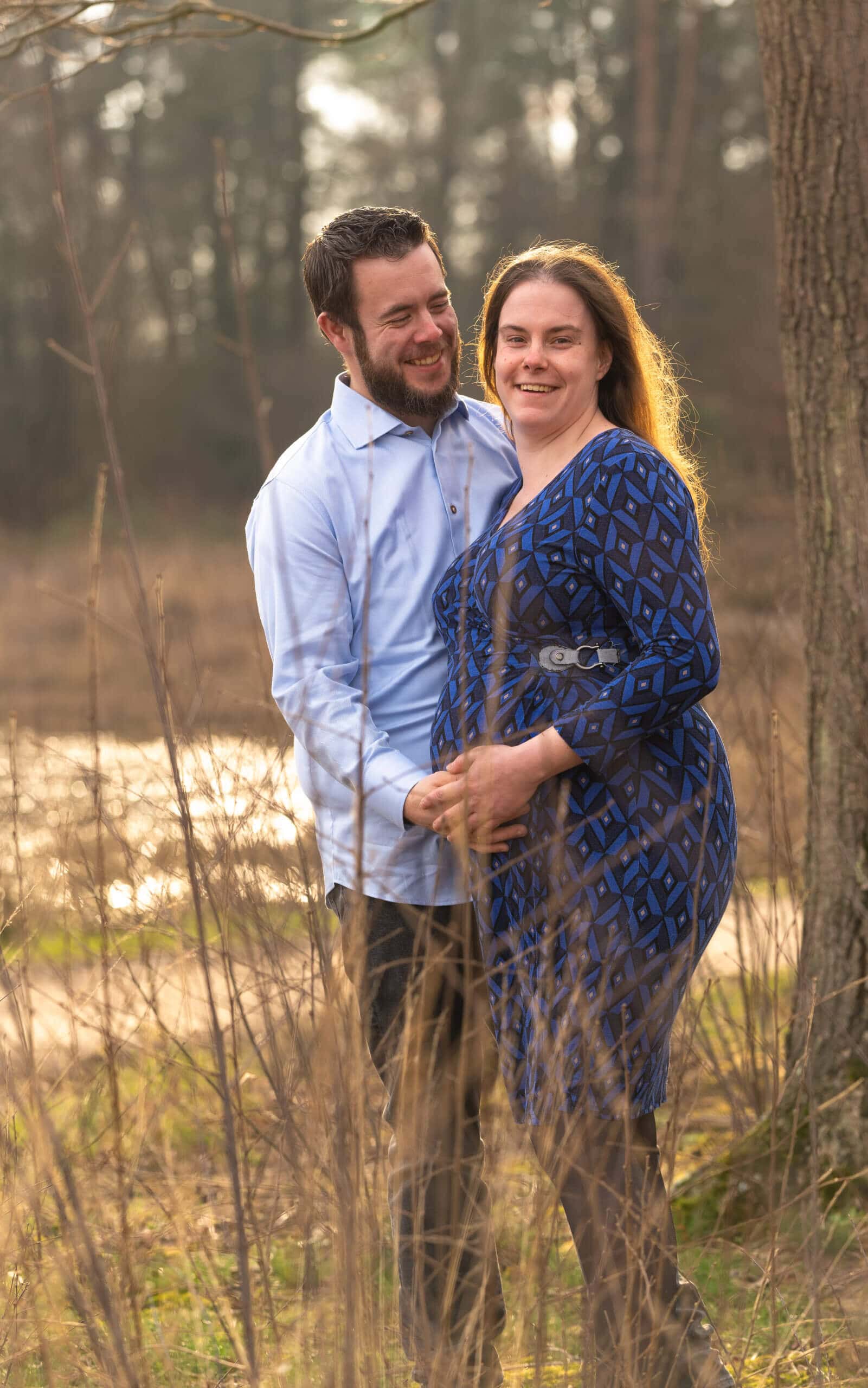 Zwangerschapsfotografie natuur door fotograaf Grietje Mesman Deventer